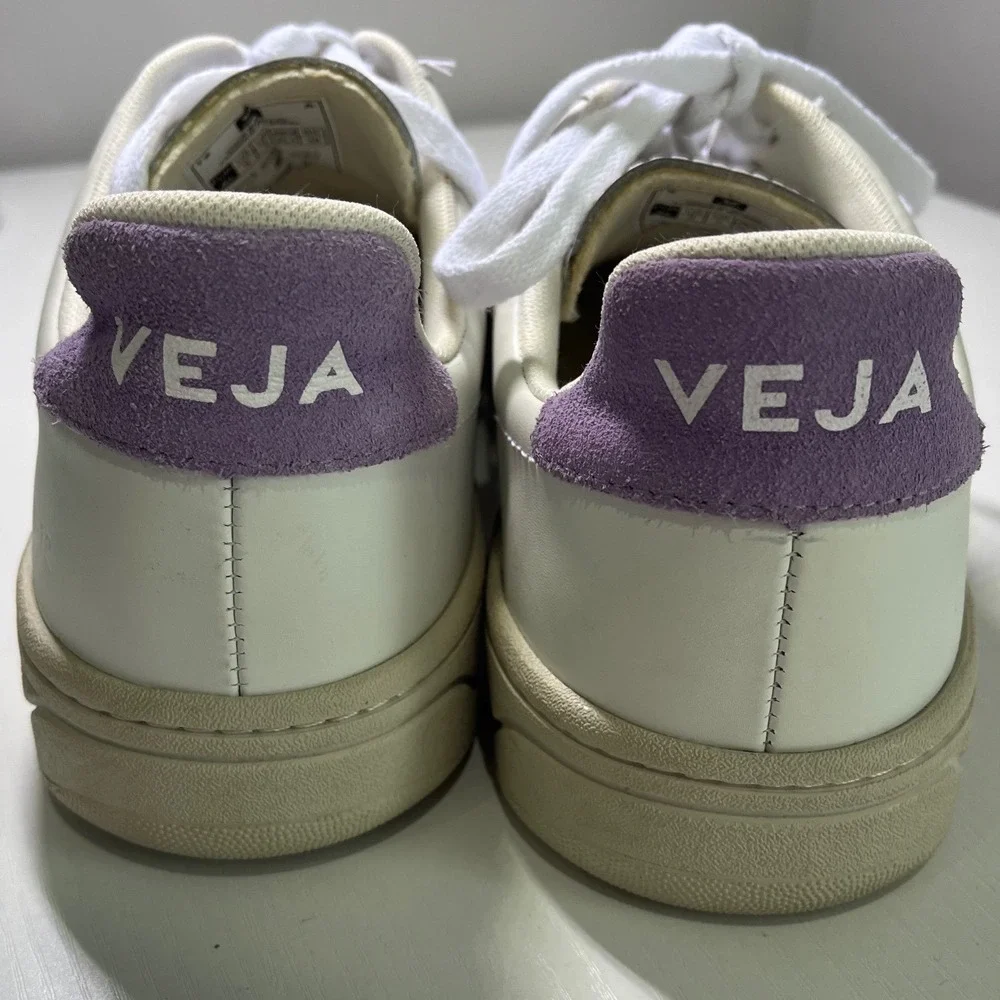 Veja V-12 Leather Sneakers White Lilac Purple Womens Size 9 EUR 40 Low Top Shoes